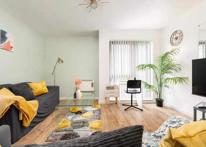 Beehive Salford Quays Immaculate 1-Bed Flat With Free-Parking